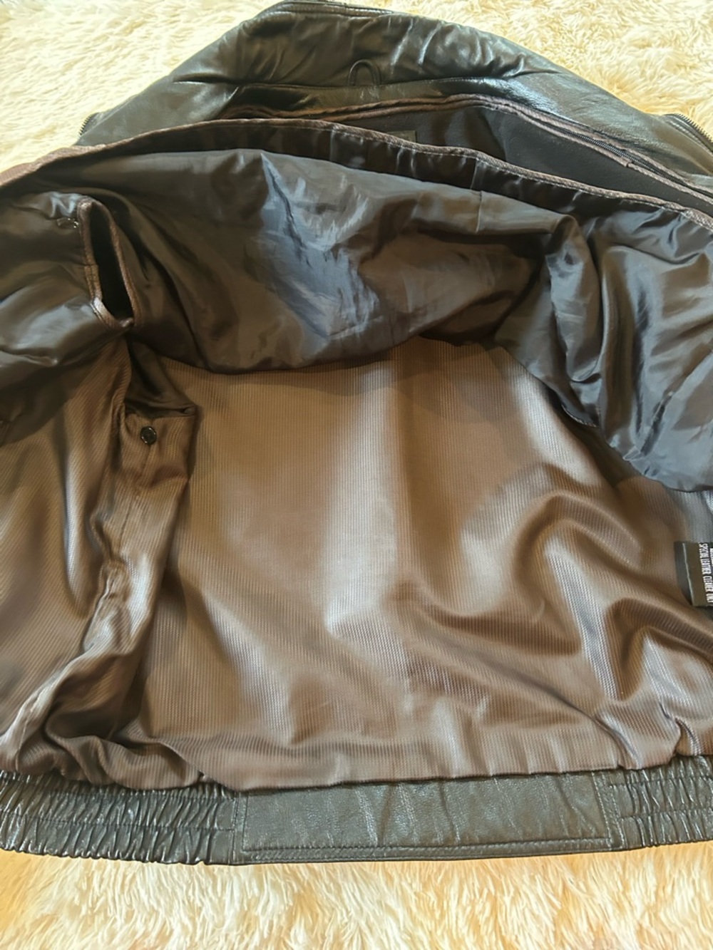 Vintage Wilson Black Leather Bomber Jacket Men Xtra Large - Picture 8 of 9